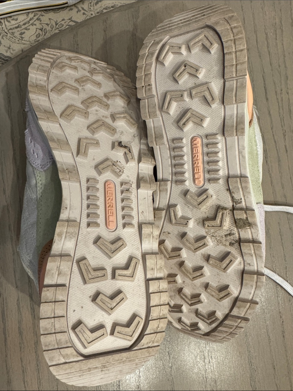 Merrell Women’s Lace-Up Sneakers in Cream & Light Purple - Picture 4 of 4